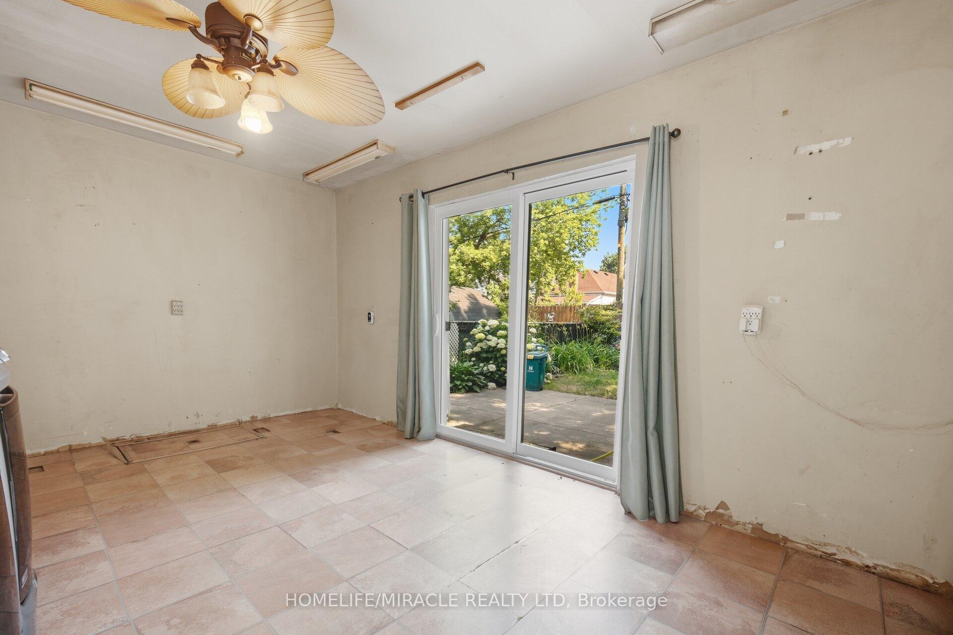 Photo 30 of 25 Hope Avenue, Hamilton, Crown Point — HOMEH