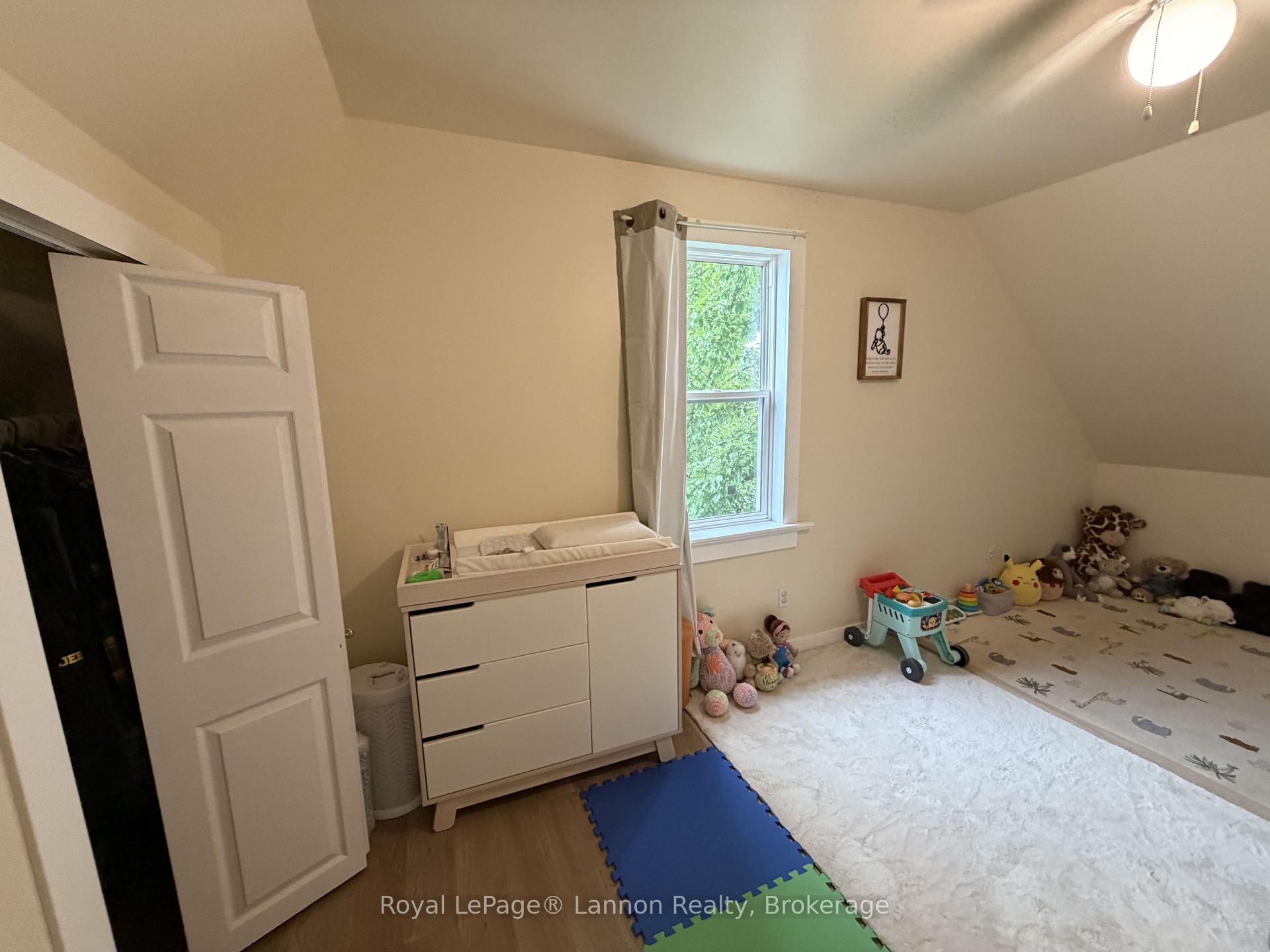 Photo 26 of 279 Dewe Avenue, Thunder Bay, Current River — HOMEH