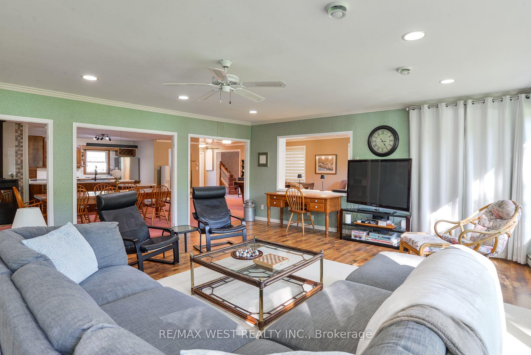Photo 4 of 3587 Lauderdale Point Crescent, Severn, Rural Severn — HOMEH