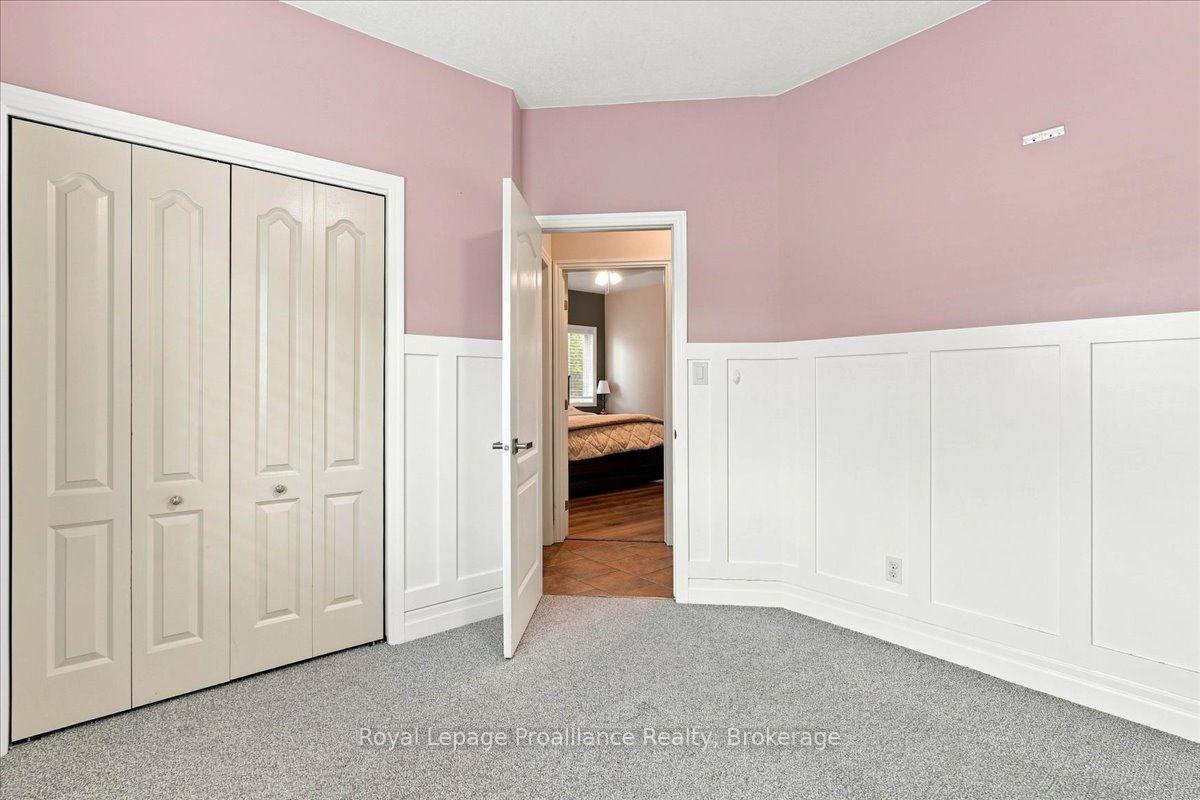 Photo 25 of 54 Cavendish Drive, Belleville, Thurlow Ward — HOMEH