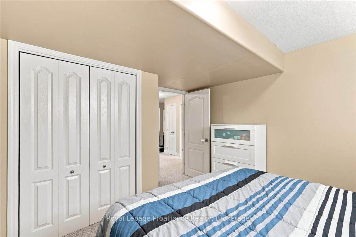 Photo 34 of 54 Cavendish Drive, Belleville, Thurlow Ward — HOMEH