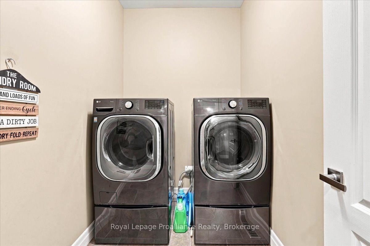 Photo 39 of 54 Cavendish Drive, Belleville, Thurlow Ward — HOMEH