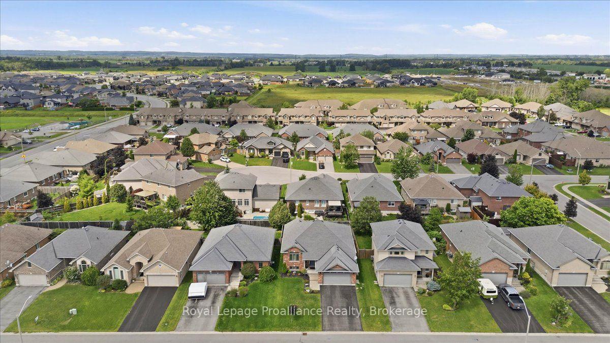 Photo 47 of 54 Cavendish Drive, Belleville, Thurlow Ward — HOMEH