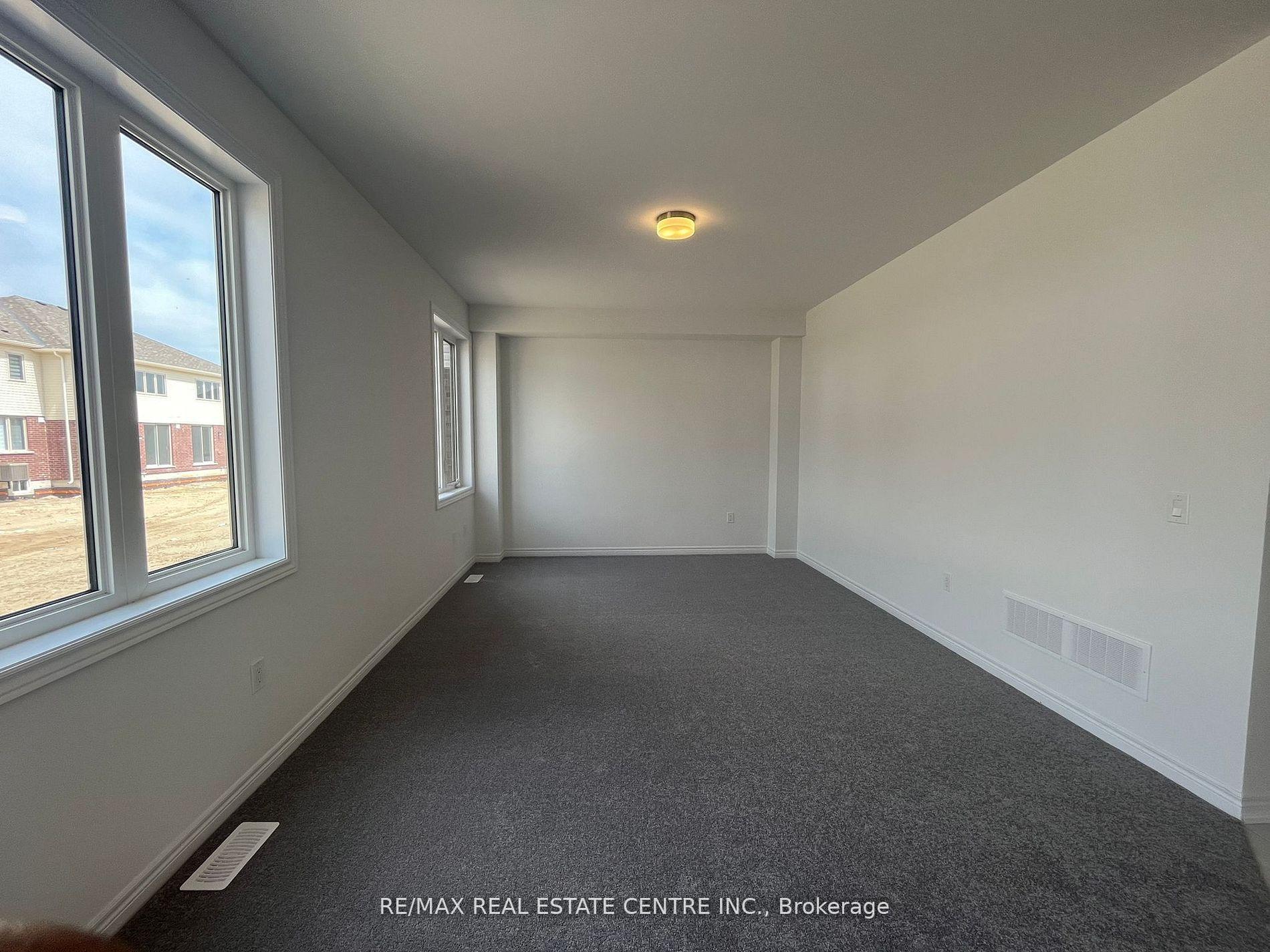 Photo 8 of 287 Rea Drive, Centre Wellington, Fergus — HOMEH