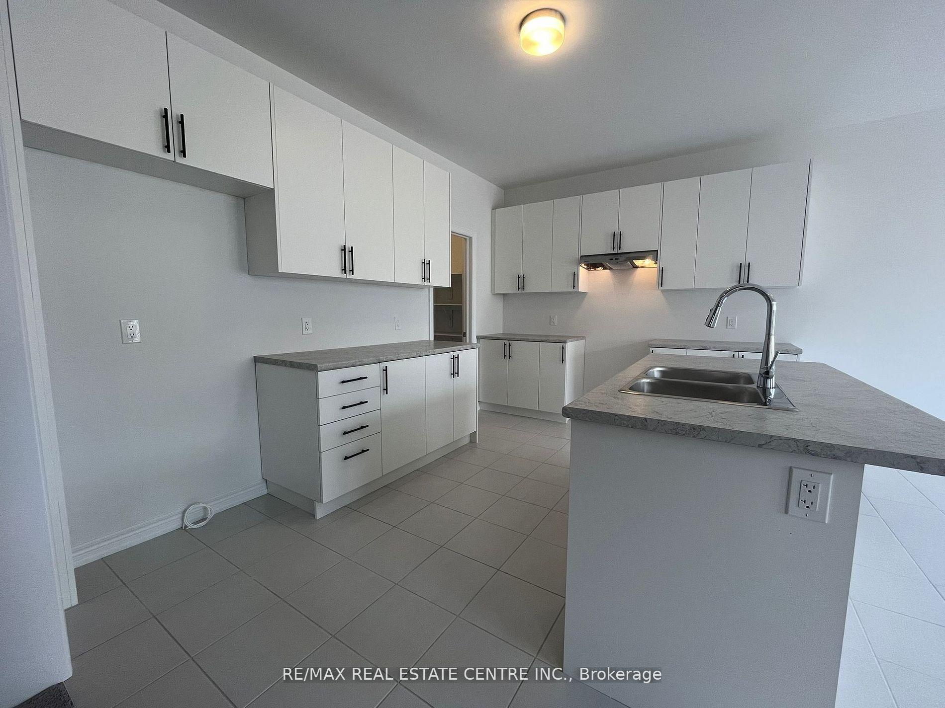 Photo 12 of 287 Rea Drive, Centre Wellington, Fergus — HOMEH