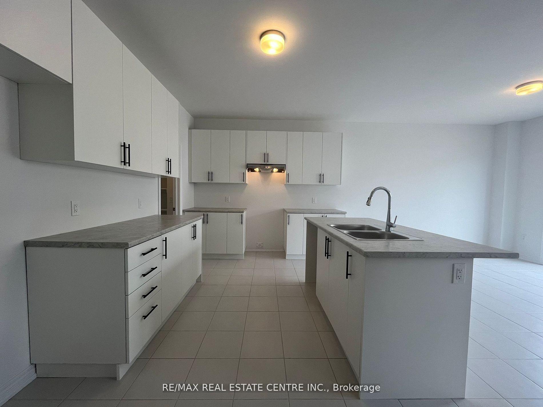 Photo 13 of 287 Rea Drive, Centre Wellington, Fergus — HOMEH