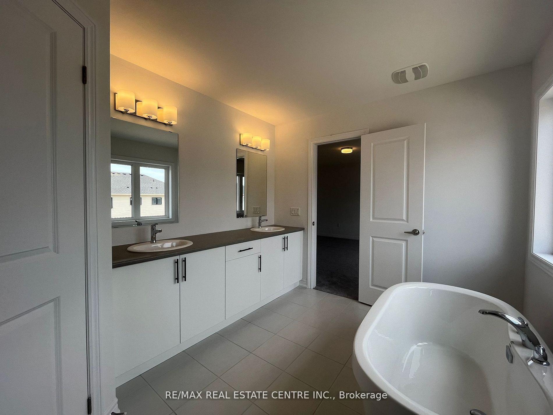 Photo 29 of 287 Rea Drive, Centre Wellington, Fergus — HOMEH