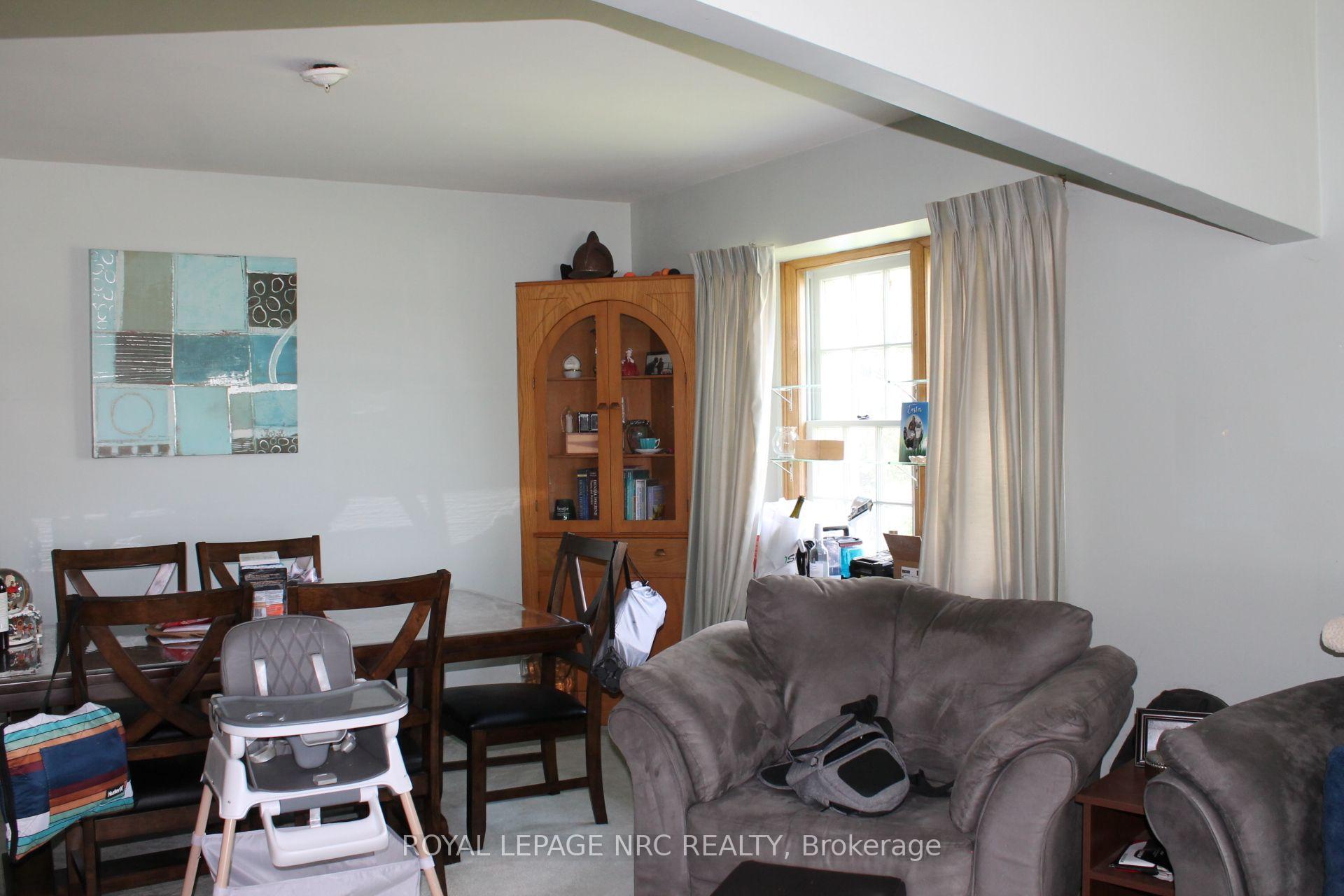 Photo 12 of 19 Lakeshore Road, Port Colborne, Sugarloaf — HOMEH