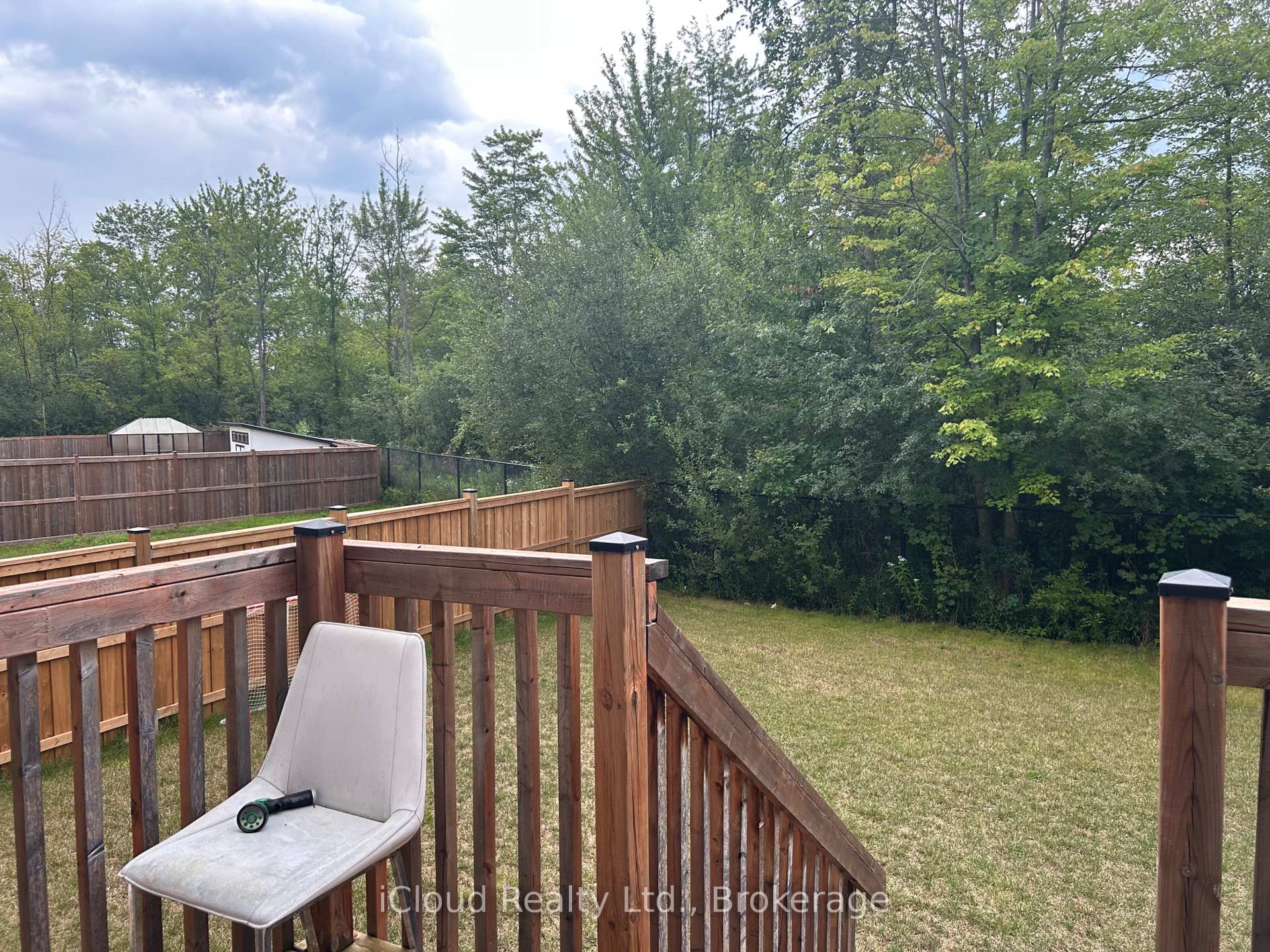 Photo 16 of Unit Upper, 9306 White Oak Avenue, Niagara Falls, Lyons Creek — HOMEH
