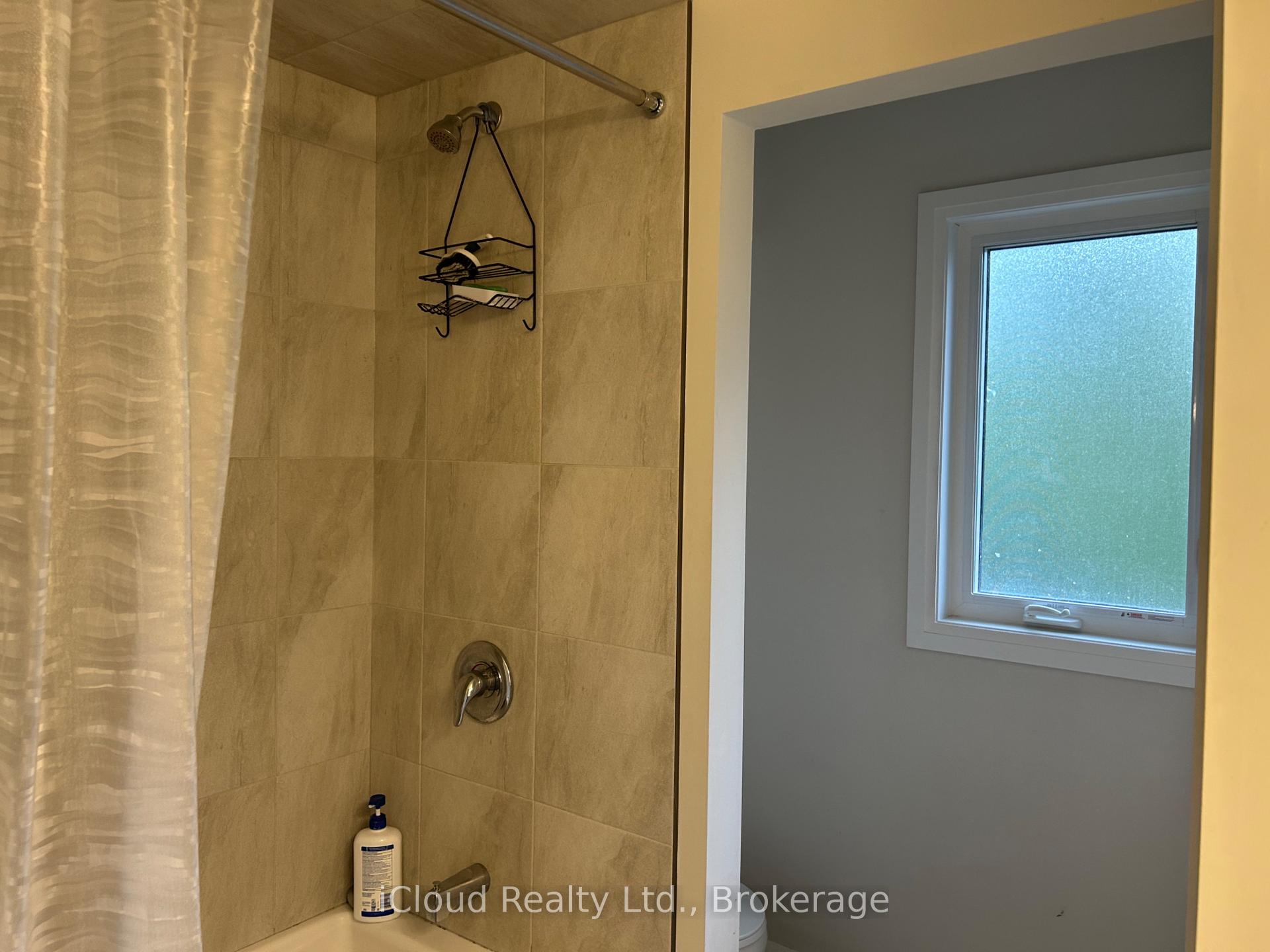 Photo 26 of Unit Upper, 9306 White Oak Avenue, Niagara Falls, Lyons Creek — HOMEH