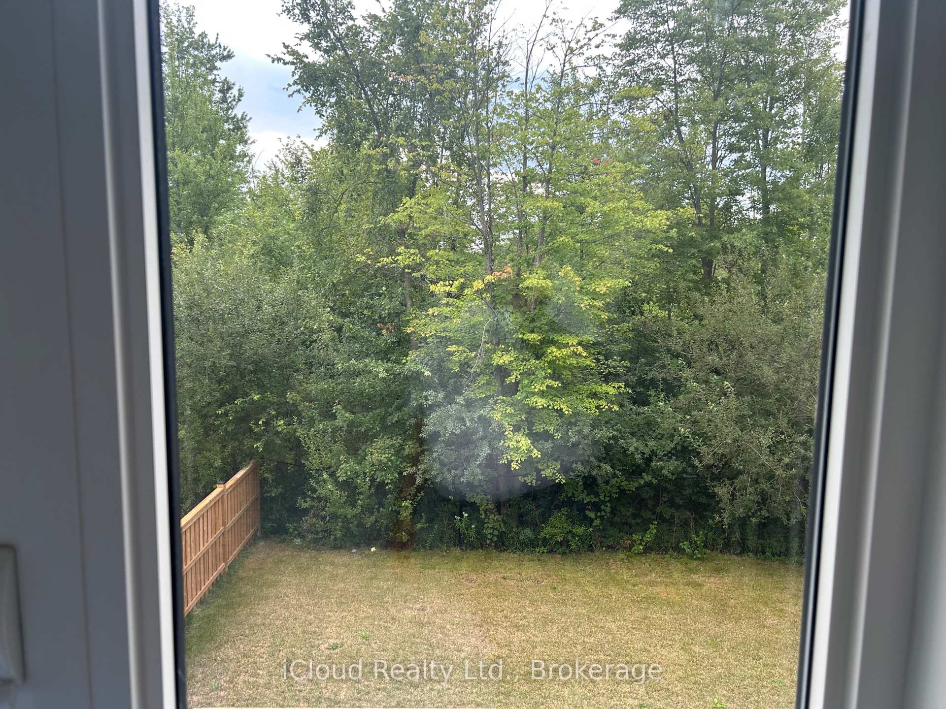 Photo 27 of Unit Upper, 9306 White Oak Avenue, Niagara Falls, Lyons Creek — HOMEH