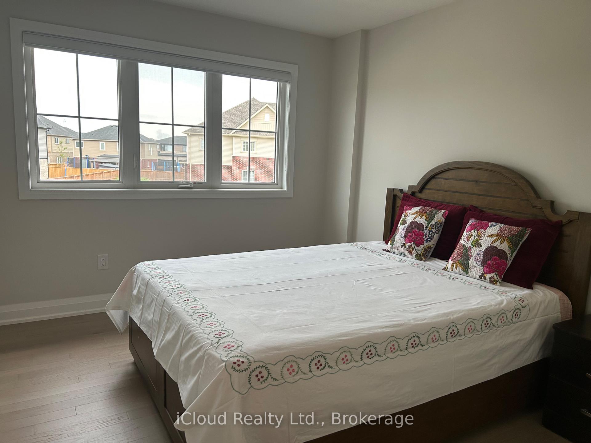 Photo 30 of Unit Upper, 9306 White Oak Avenue, Niagara Falls, Lyons Creek — HOMEH