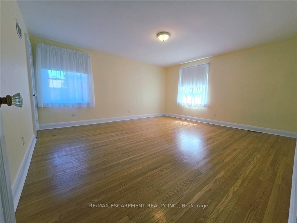 Photo 14 of 2047 James Street, Burlington, Brant — HOMEH