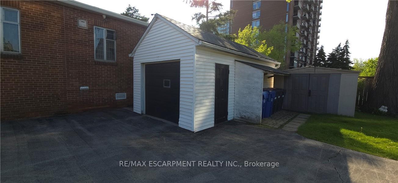 Photo 26 of 2047 James Street, Burlington, Brant — HOMEH