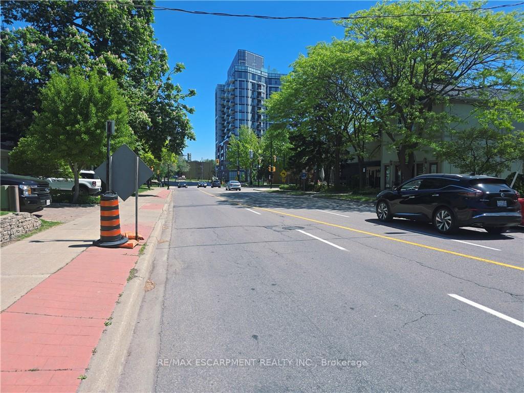 Photo 30 of 2047 James Street, Burlington, Brant — HOMEH