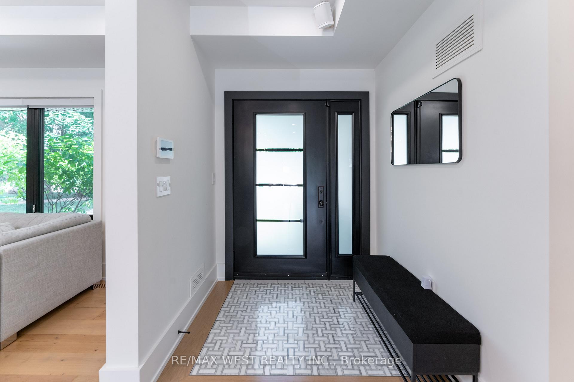 Photo 3 of 92 Warwood Road, Etobicoke, Islington-City Centre West — HOMEH