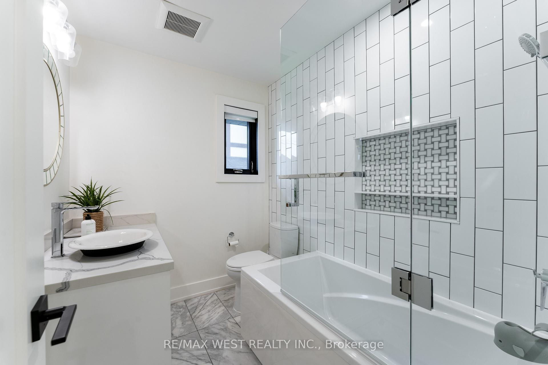 Photo 12 of 92 Warwood Road, Etobicoke, Islington-City Centre West — HOMEH