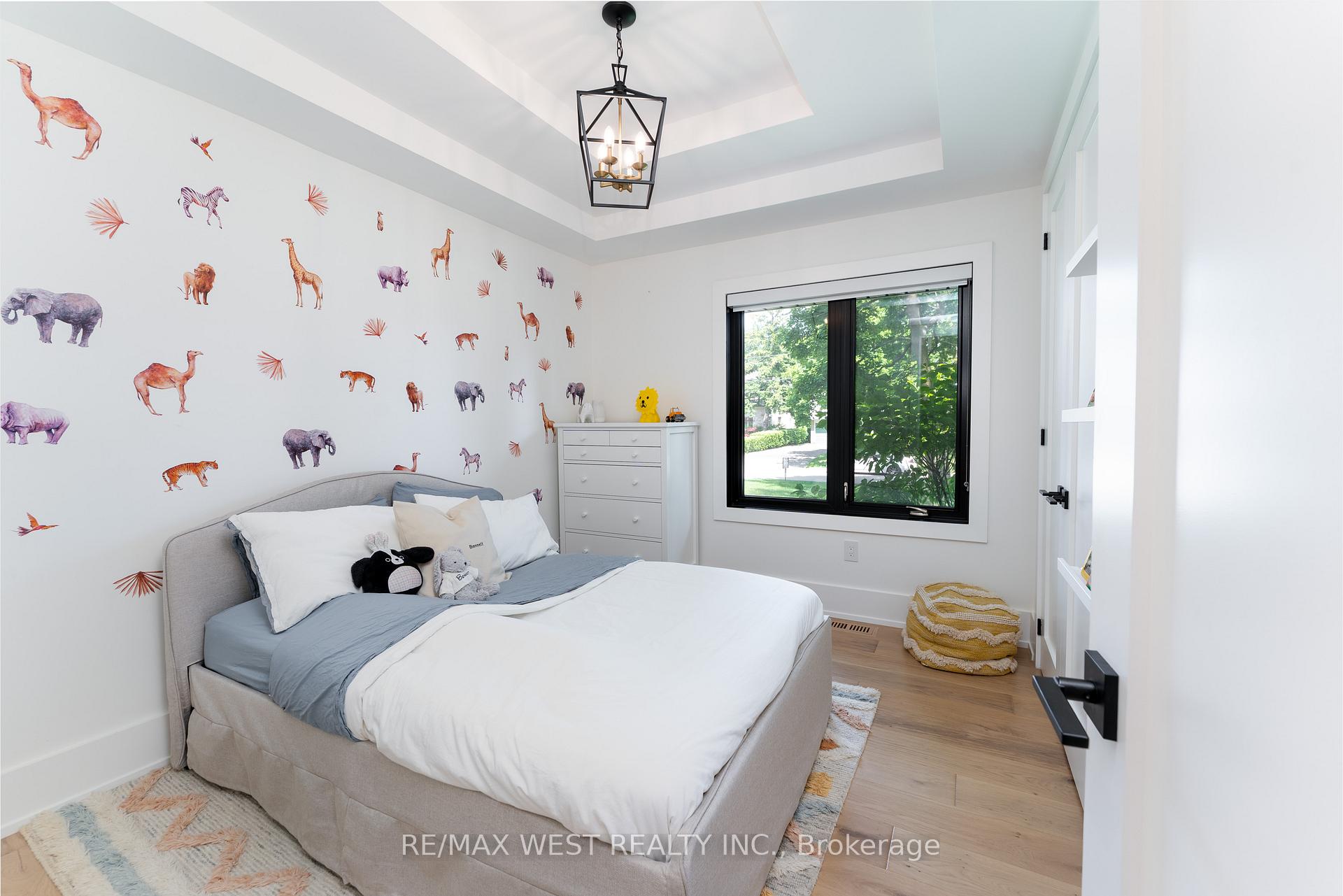 Photo 13 of 92 Warwood Road, Etobicoke, Islington-City Centre West — HOMEH
