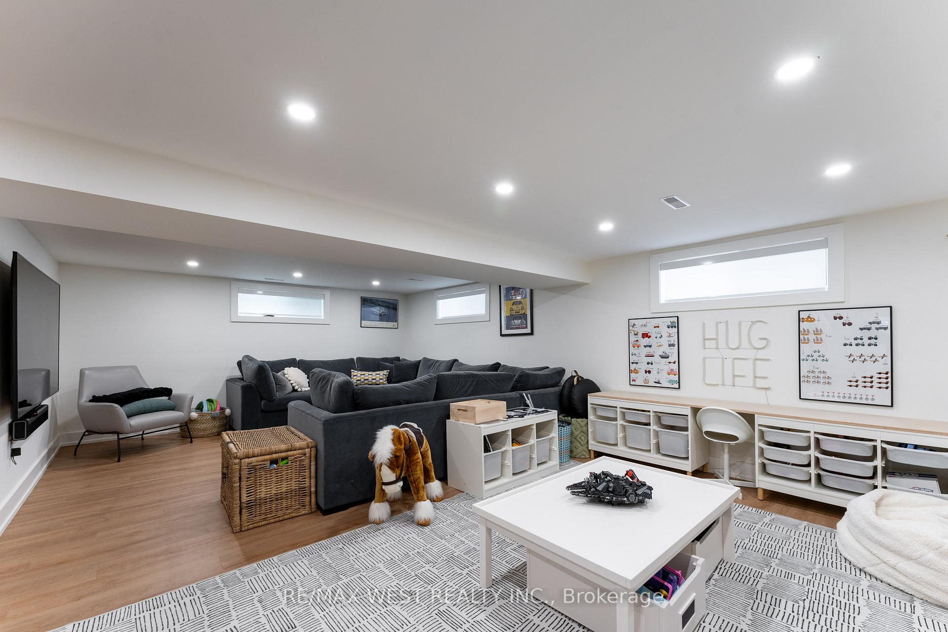 Photo 18 of 92 Warwood Road, Etobicoke, Islington-City Centre West — HOMEH
