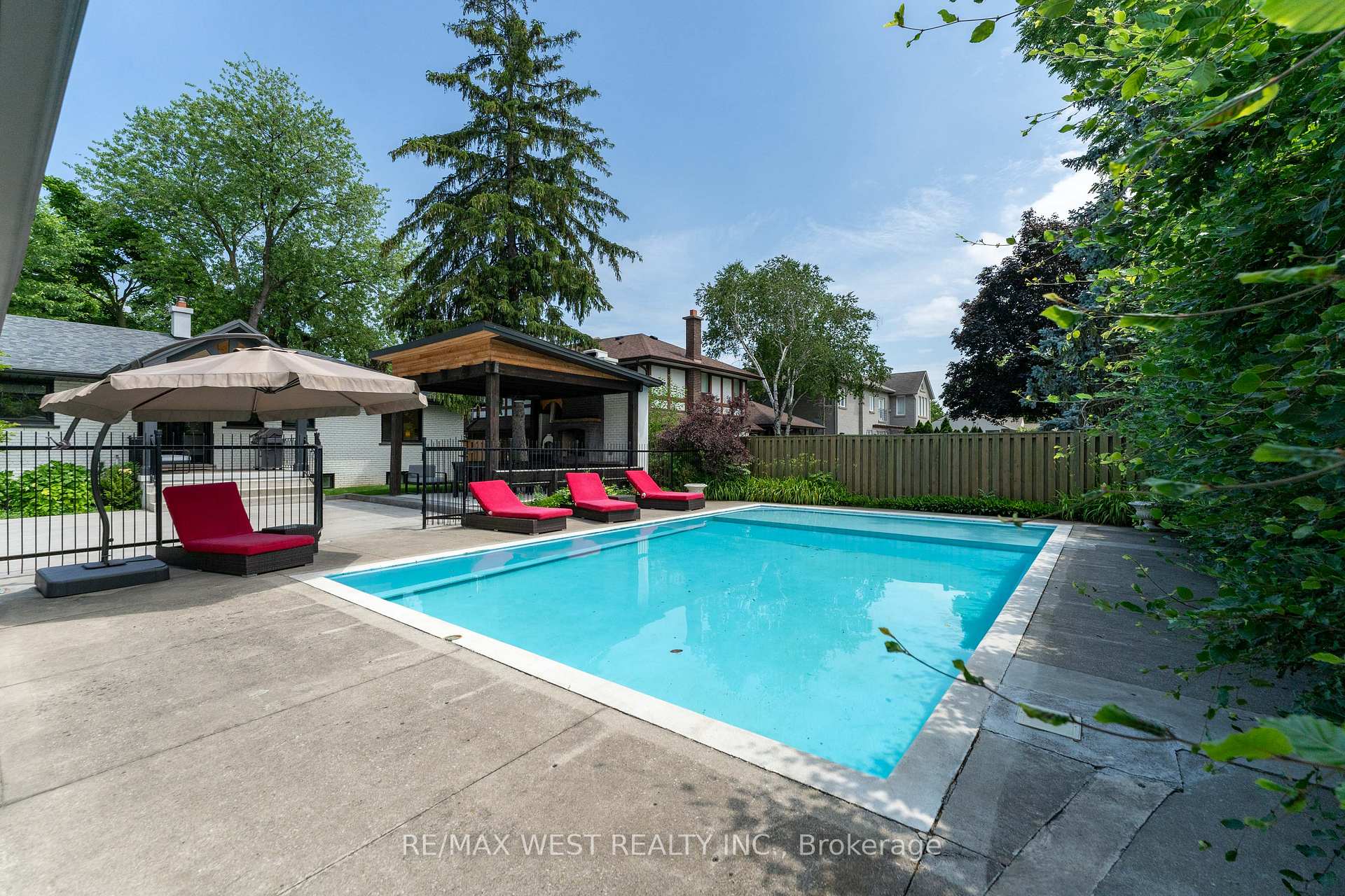 Photo 32 of 92 Warwood Road, Etobicoke, Islington-City Centre West — HOMEH