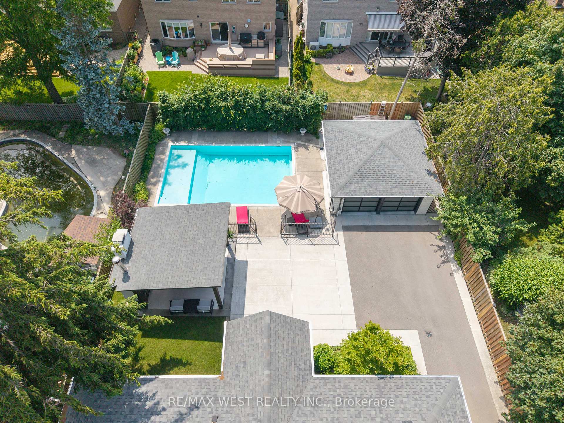 Photo 36 of 92 Warwood Road, Etobicoke, Islington-City Centre West — HOMEH
