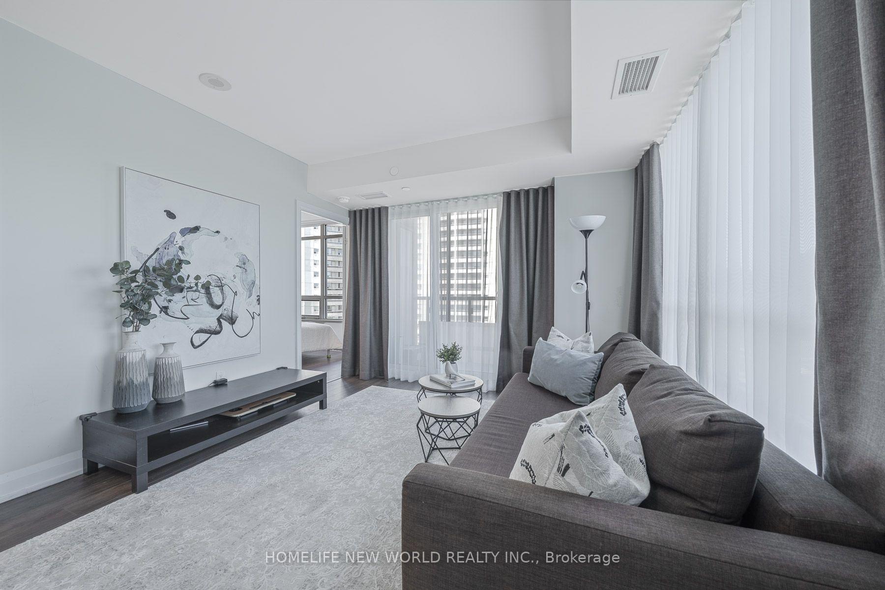 Photo 13 of Unit 809, 18 Graydon Hall Drive, North York, Parkwoods-Donalda — HOMEH