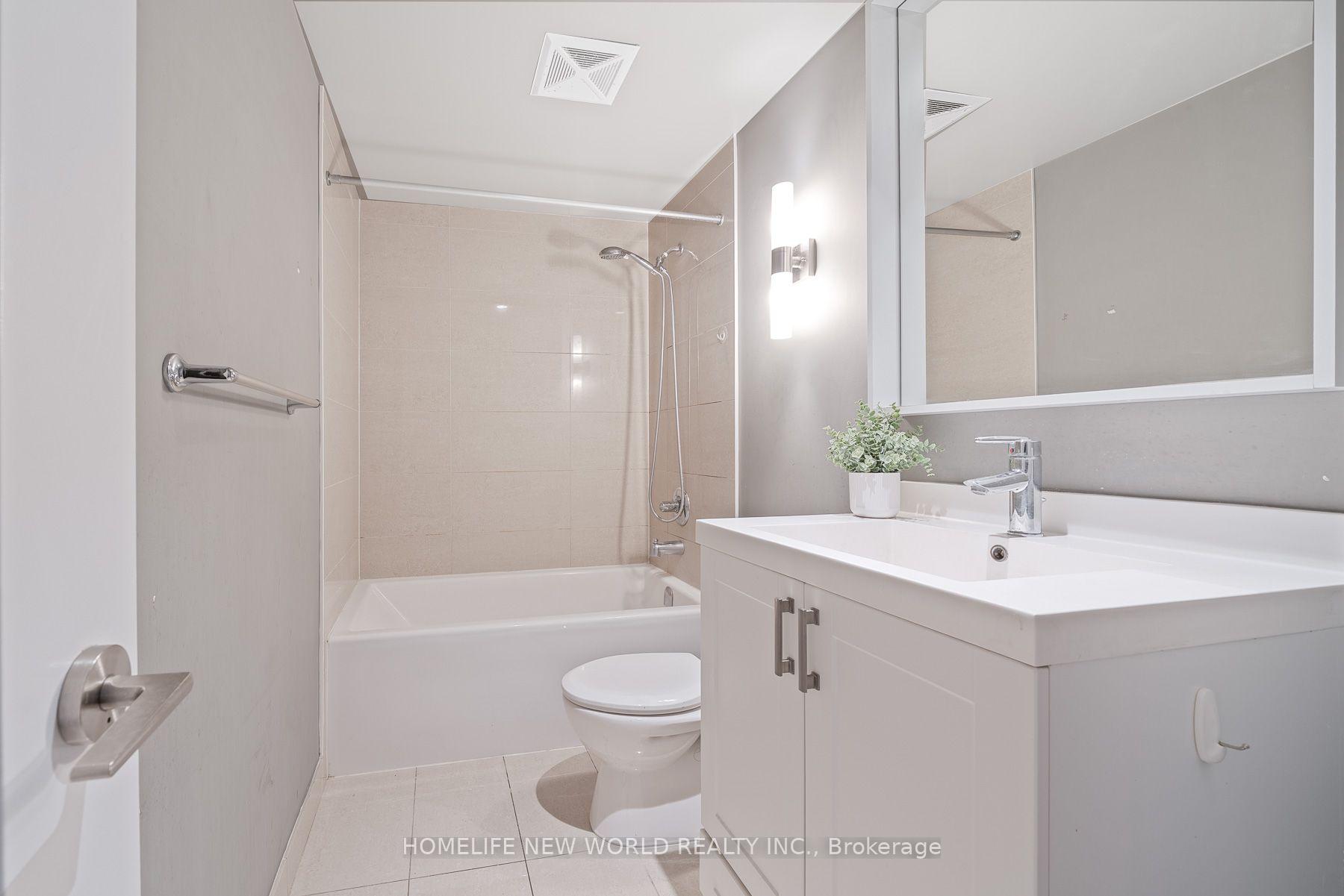 Photo 21 of Unit 809, 18 Graydon Hall Drive, North York, Parkwoods-Donalda — HOMEH