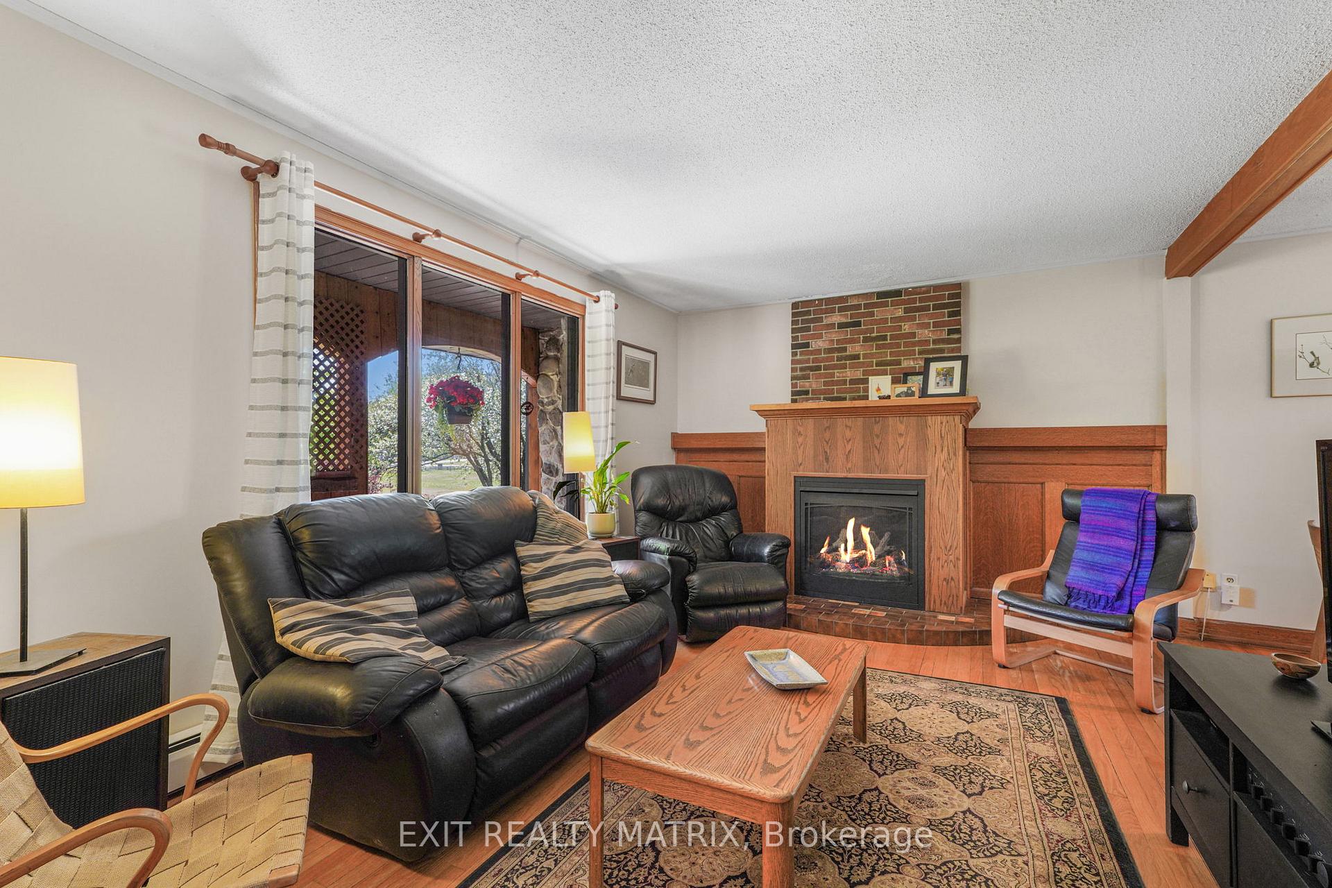 Photo 5 of 6416 Saumure Road, Ottawa, Vars & Area — HOMEH