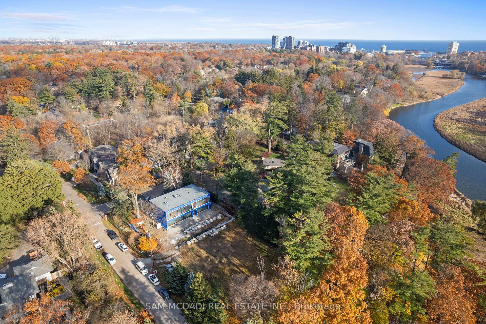 Photo 22 of 1470 Pinetree Crescent, Mississauga, Mineola — HOMEH