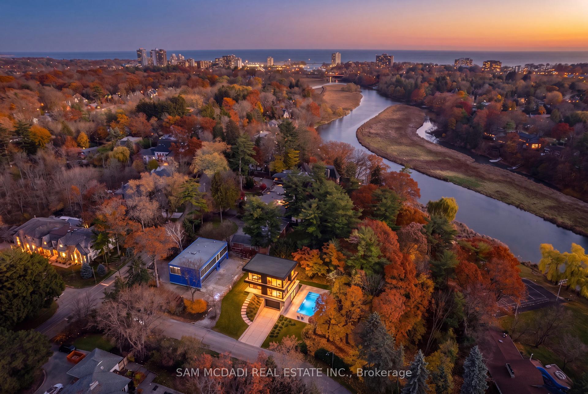 Photo 33 of 1470 Pinetree Crescent, Mississauga, Mineola — HOMEH