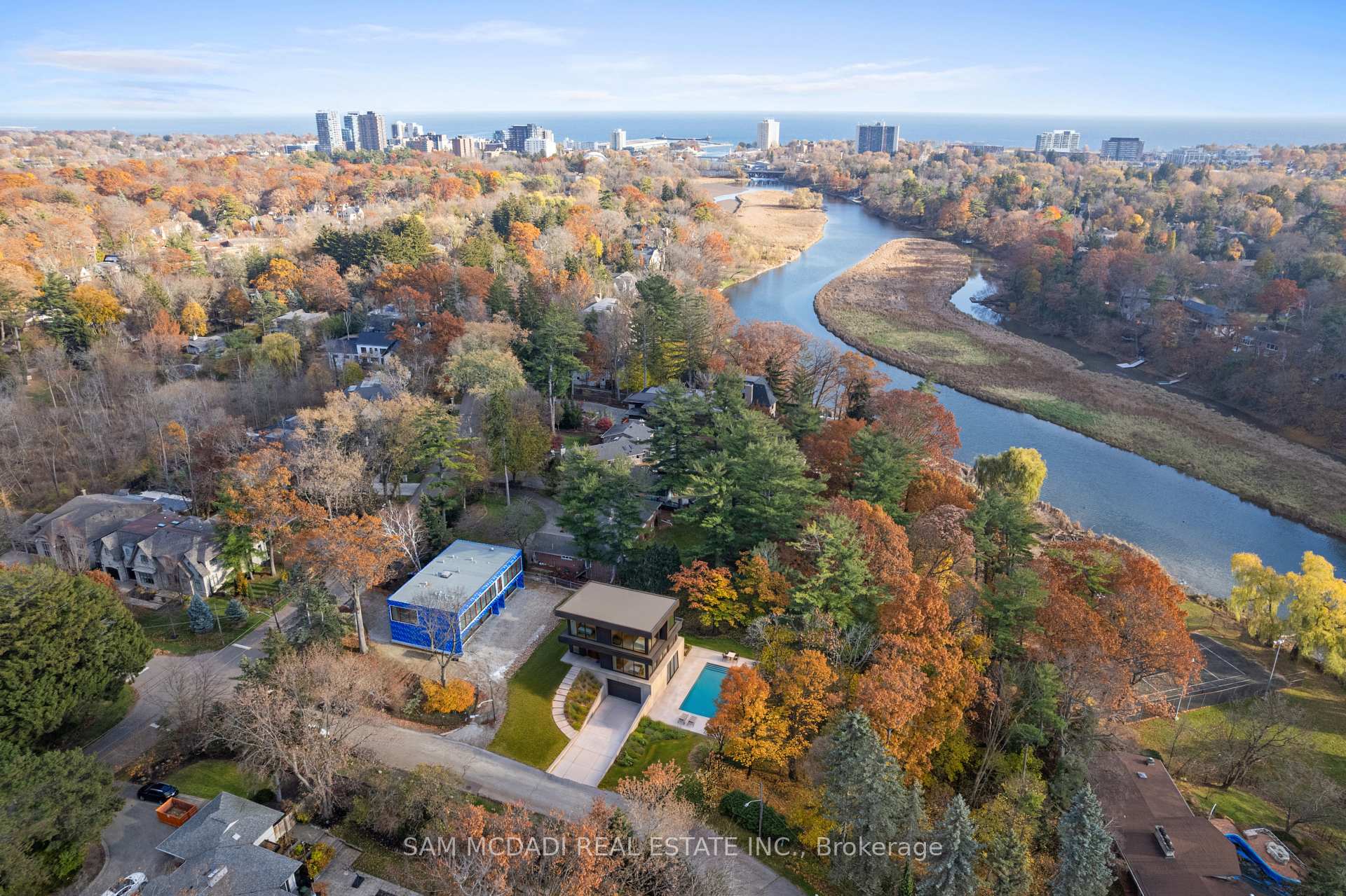 Photo 35 of 1470 Pinetree Crescent, Mississauga, Mineola — HOMEH