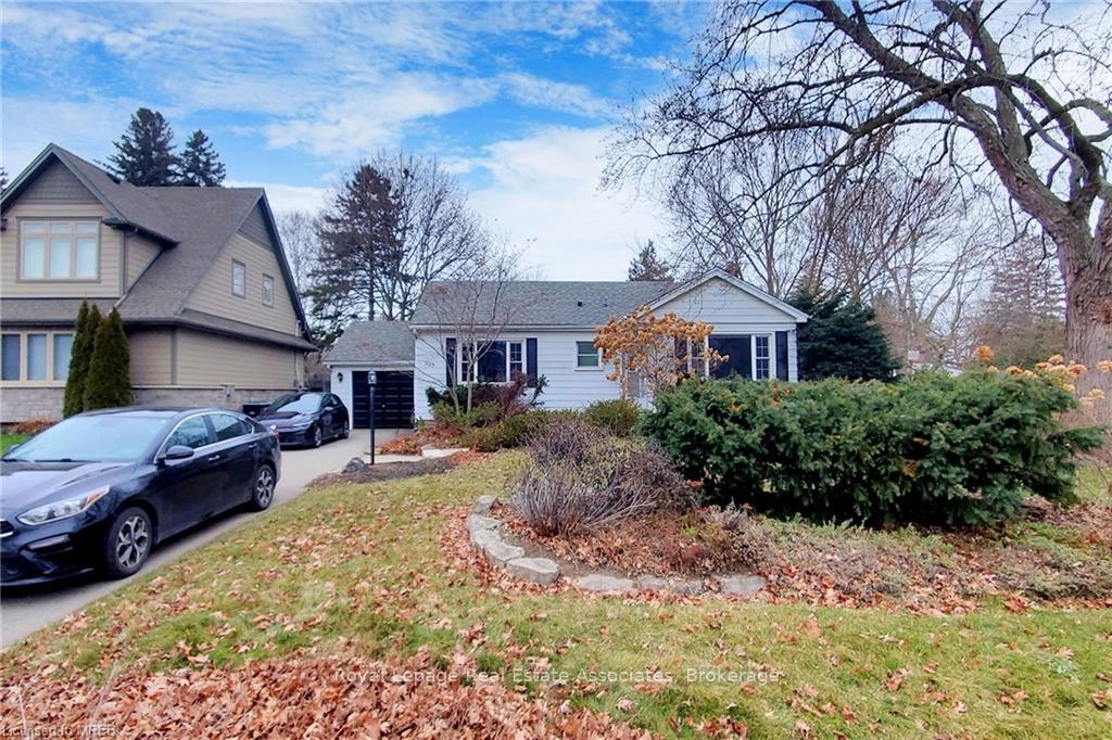 Photo 1 of Unit Basement, 925 Kingsway Drive, Burlington, LaSalle — HOMEH