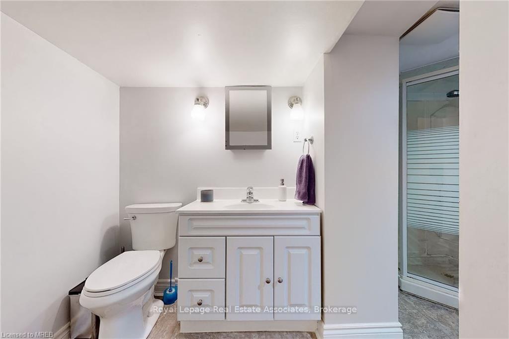 Photo 20 of Unit Basement, 925 Kingsway Drive, Burlington, LaSalle — HOMEH