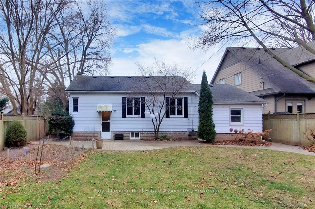 Photo 25 of Unit Basement, 925 Kingsway Drive, Burlington, LaSalle — HOMEH