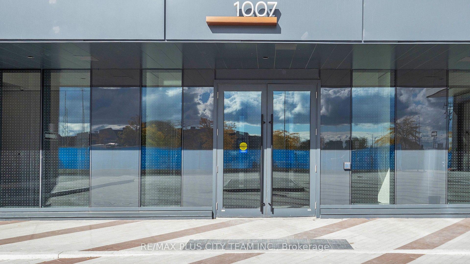 Photo 3 of Unit 302, 1007 The Queensway, Etobicoke, Islington-City Centre West — HOMEH