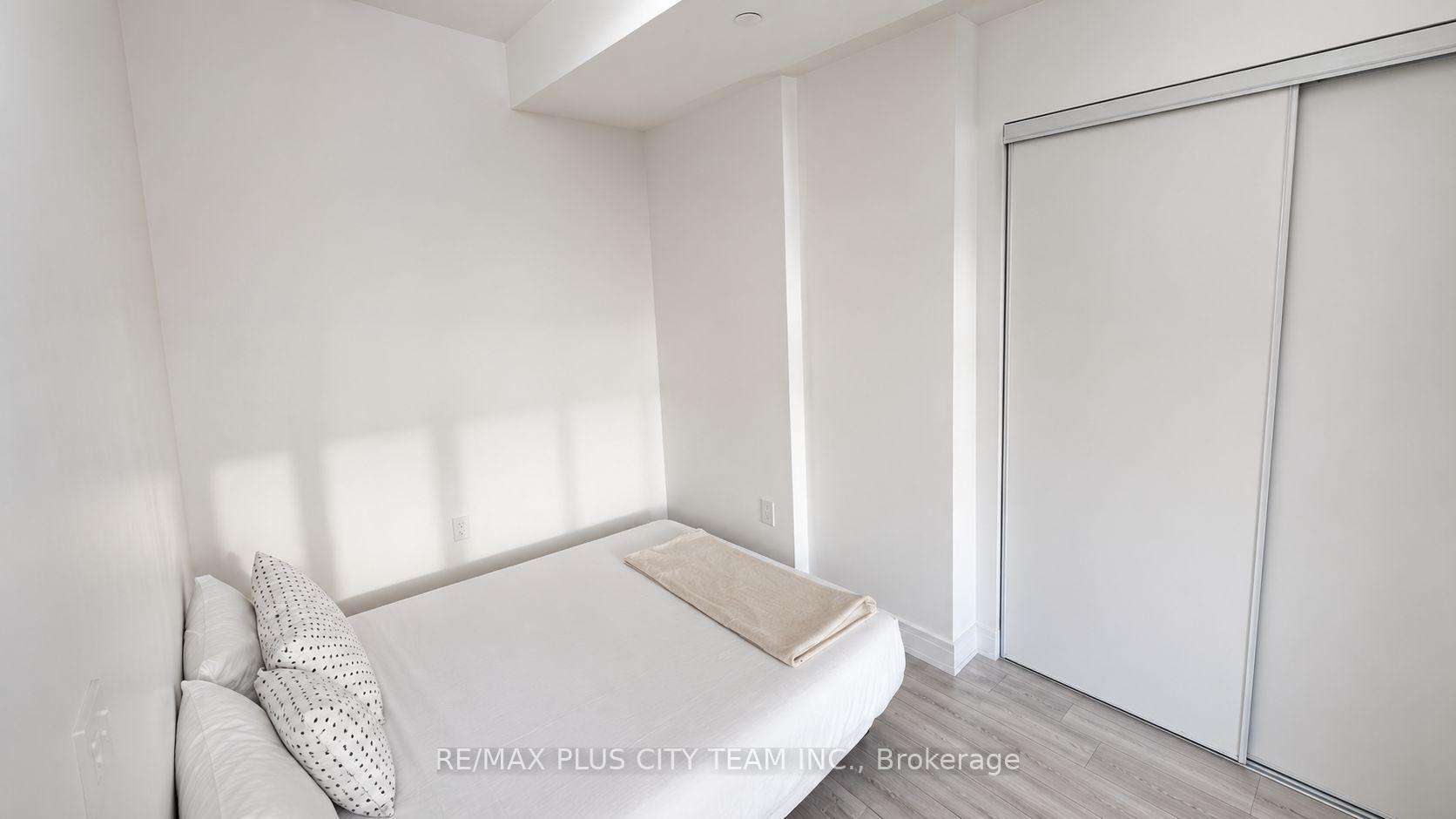 Photo 28 of Unit 302, 1007 The Queensway, Etobicoke, Islington-City Centre West — HOMEH