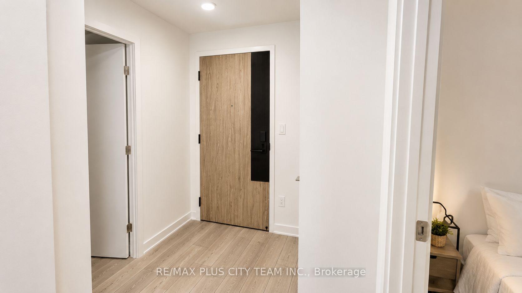 Photo 39 of Unit 302, 1007 The Queensway, Etobicoke, Islington-City Centre West — HOMEH