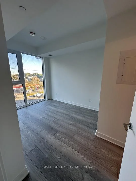 Photo 7 of Unit 302, 1007 The Queensway, Etobicoke, Islington-City Centre West — HOMEH