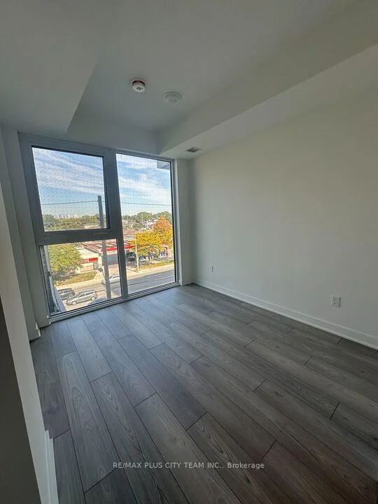 Photo 8 of Unit 302, 1007 The Queensway, Etobicoke, Islington-City Centre West — HOMEH