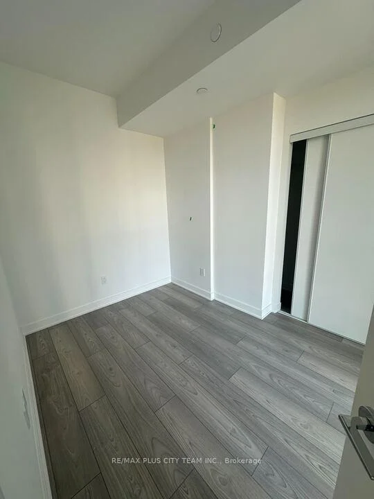 Photo 11 of Unit 302, 1007 The Queensway, Etobicoke, Islington-City Centre West — HOMEH