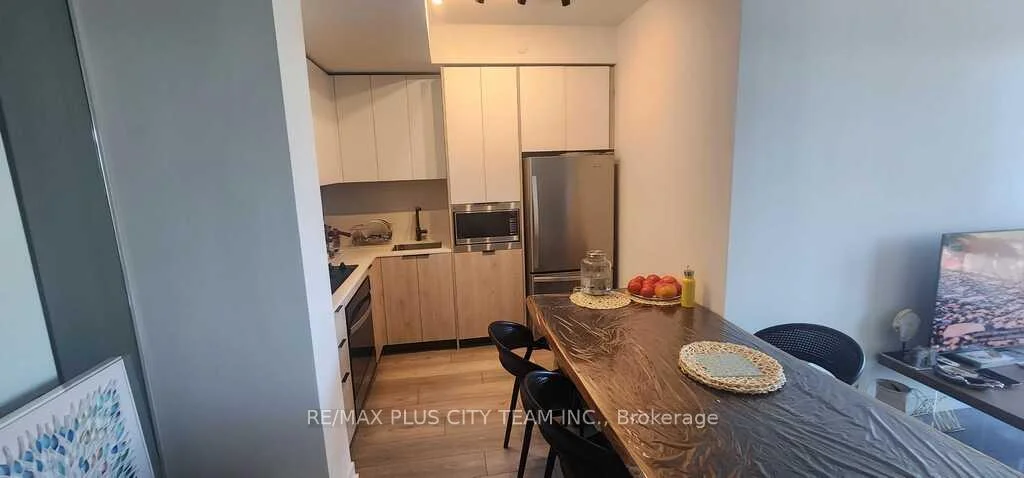 Photo 17 of Unit 302, 1007 The Queensway, Etobicoke, Islington-City Centre West — HOMEH