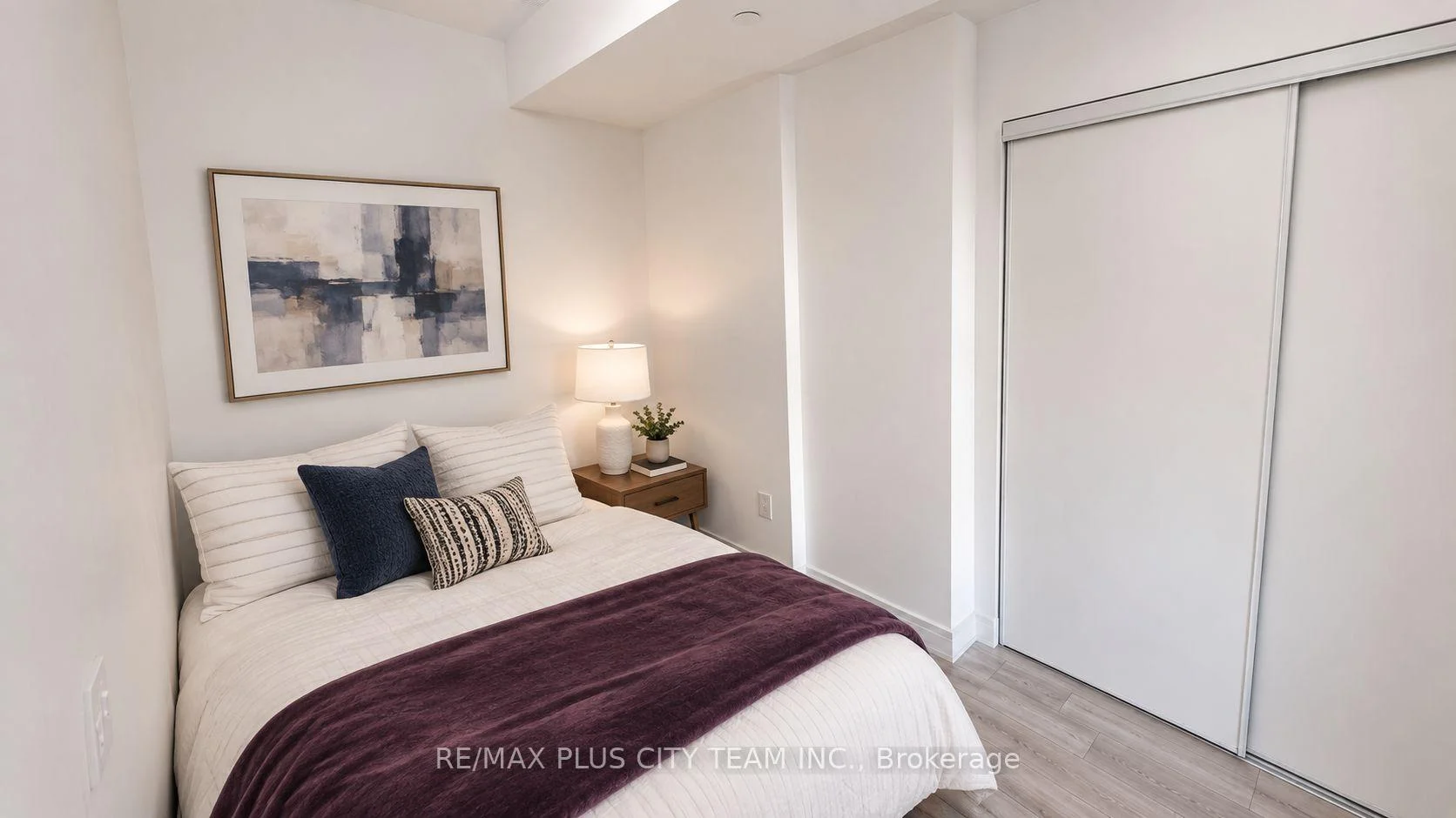 Photo 31 of Unit 302, 1007 The Queensway, Etobicoke, Islington-City Centre West — HOMEH