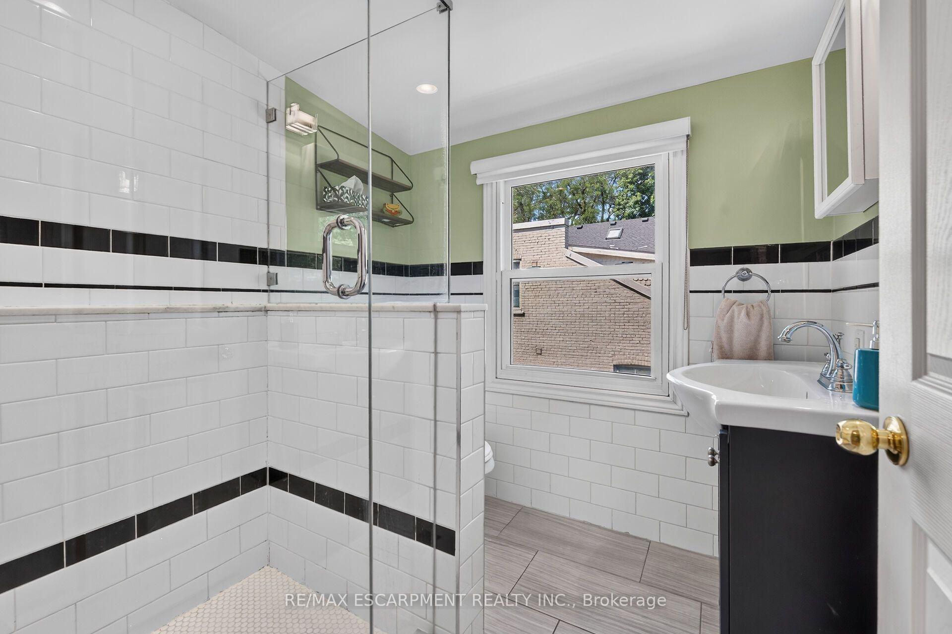 Photo 36 of 163 Hess Street S, Hamilton, Durand — HOMEH