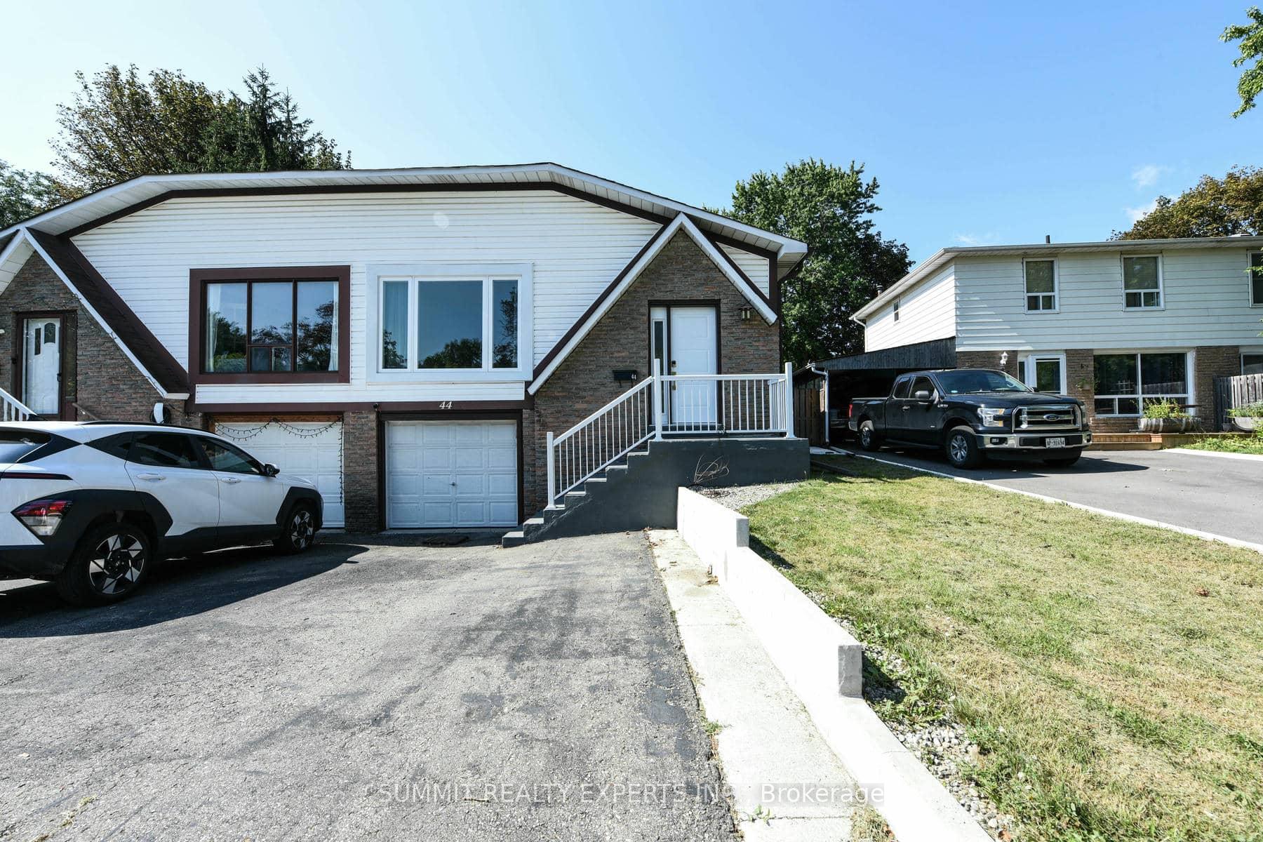 Photo 6 of 44 Nancy Mccredie Drive, Brampton, Brampton West — HOMEH