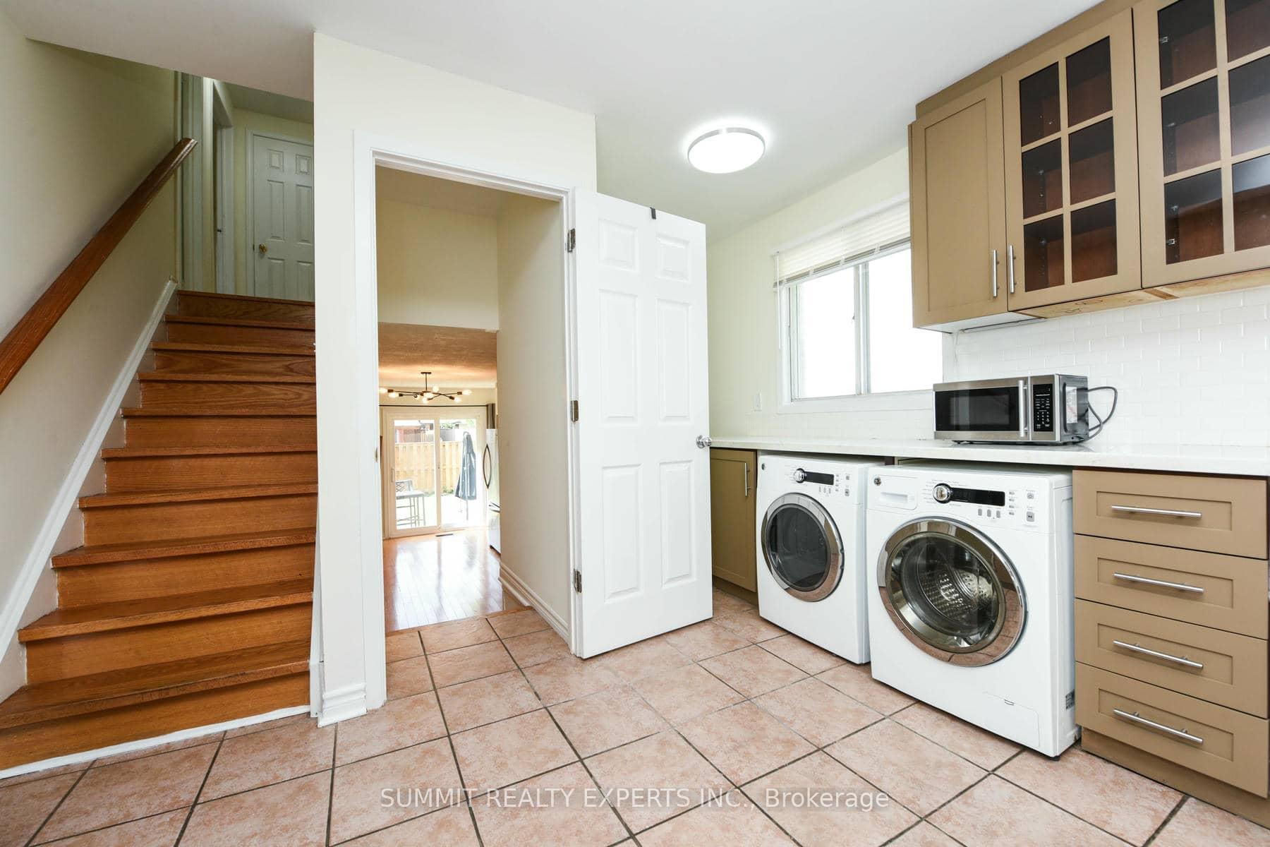 Photo 28 of 44 Nancy Mccredie Drive, Brampton, Brampton West — HOMEH