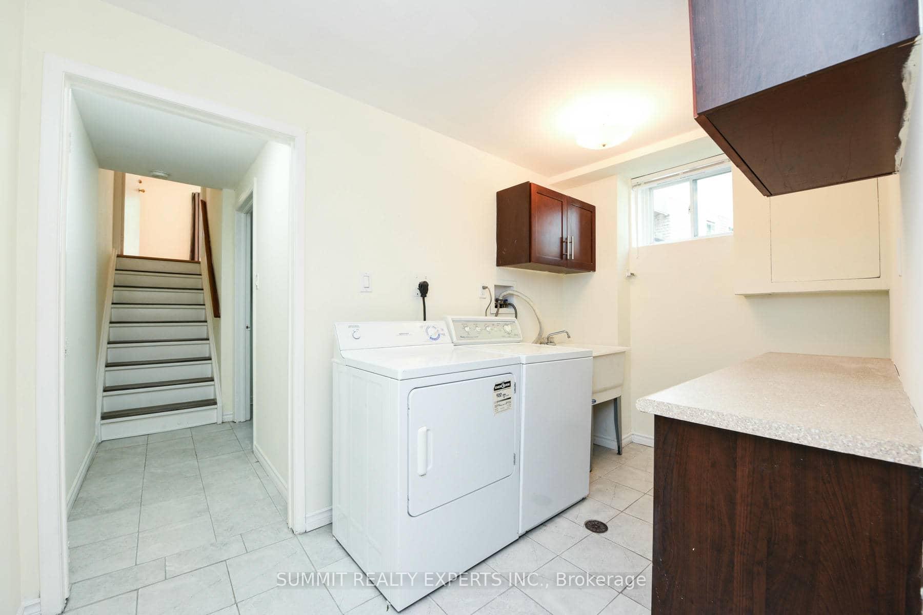 Photo 42 of 44 Nancy Mccredie Drive, Brampton, Brampton West — HOMEH
