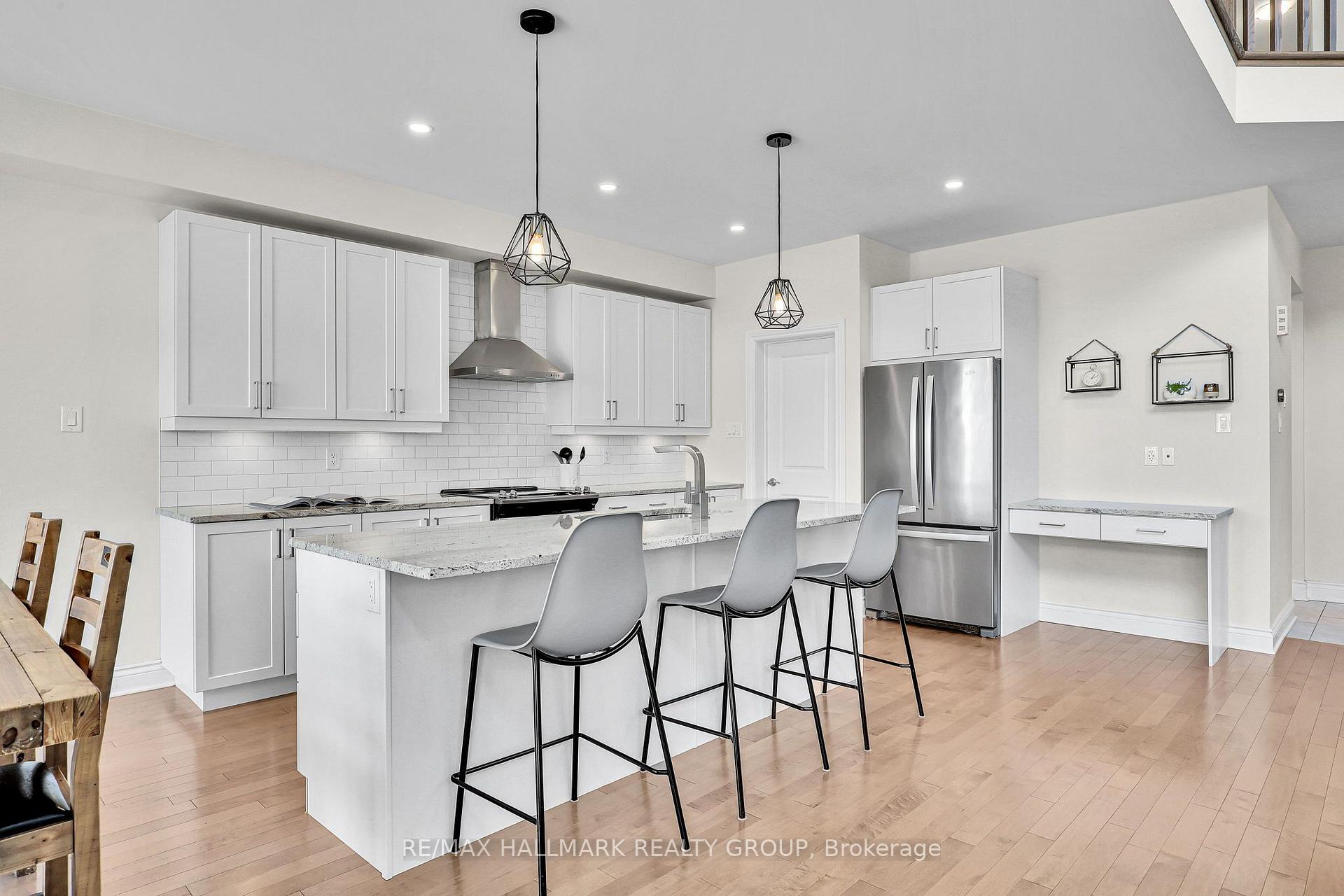 Photo 8 of 58 Zaatiik Grove, Ottawa, Blossom Park/Kemp Park/Findlay Creek — HOMEH