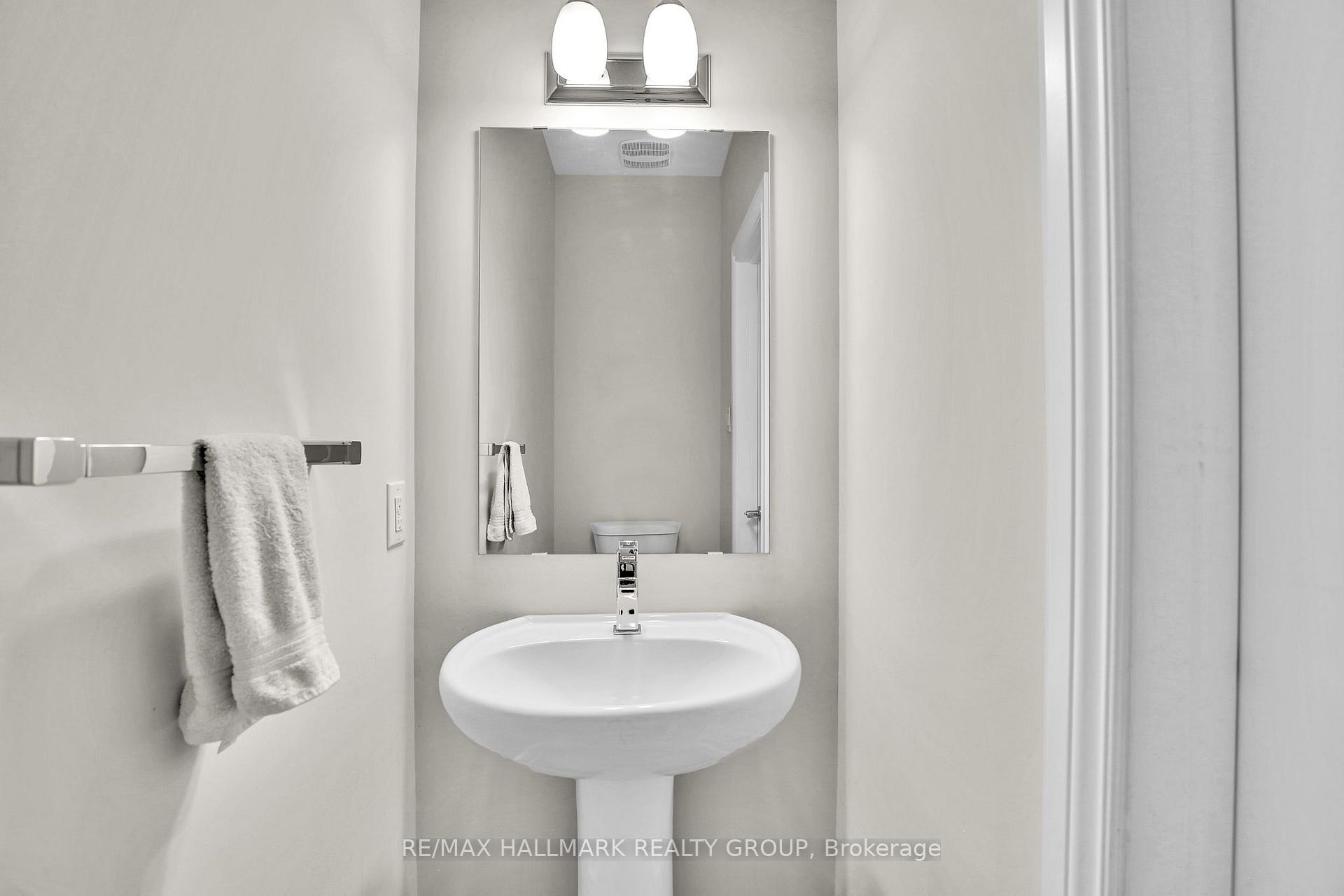 Photo 26 of 58 Zaatiik Grove, Ottawa, Blossom Park/Kemp Park/Findlay Creek — HOMEH