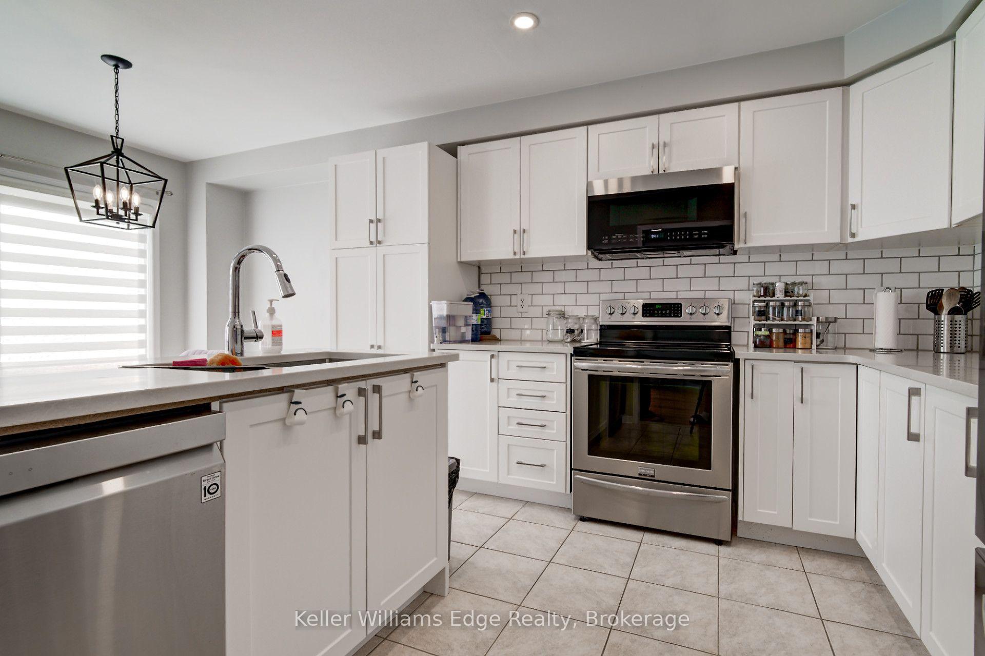 Photo 15 of 4834 Valera Road, Burlington, Alton — HOMEH