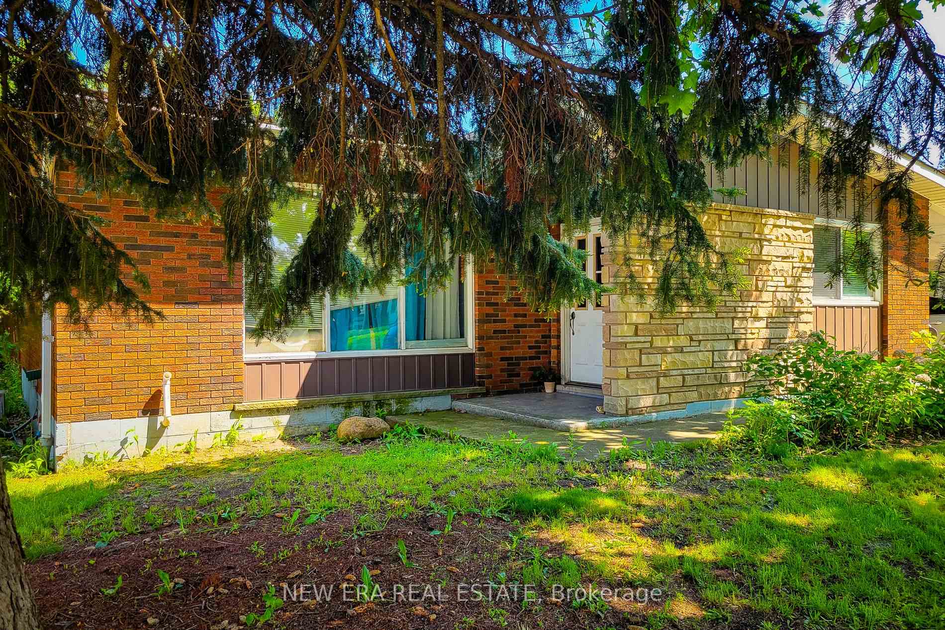 Photo 2 of 1 Vera Court, Hamilton, Corman — HOMEH